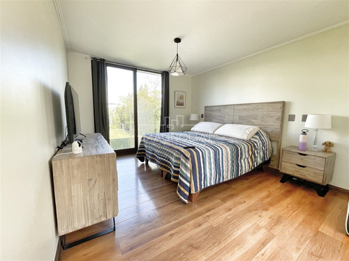 Casa En Venta De 3 Dorm. En Chamisero