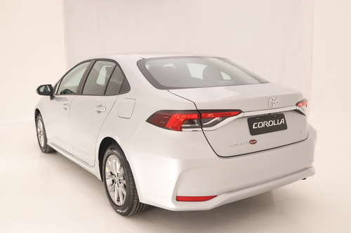 Imagen 2 de 14 de Toyota Corolla Xei Mt 2.0