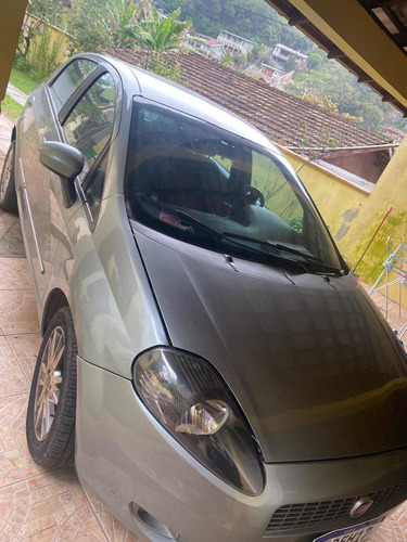 Imagem 4 de 9 de Fiat Punto 2011 1.6 16v Essence Flex 5p