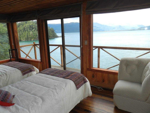 Imagen 11 de 30 de Isla Cui Cui Lago Puyehue 0