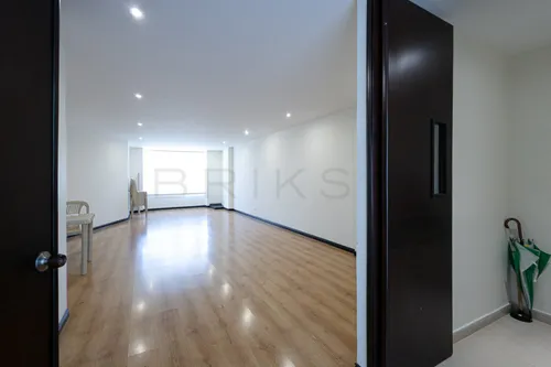 Apartamento En Venta En Chiconavarra. Cod V2822