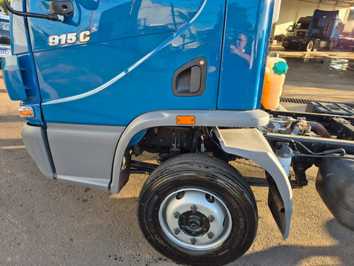 M.benz Acelo 915c 2010 Chassi