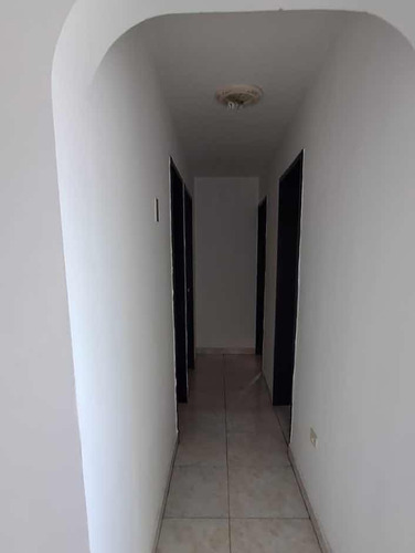 Apartamento En Venta Urb. Base Aragua Maracay