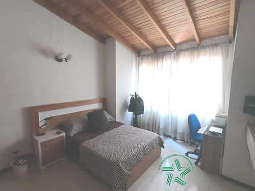 Imagen 12 de 19 de Casa En Venta De 4 Niveles En Conjunto Residencial Pinares Pereira