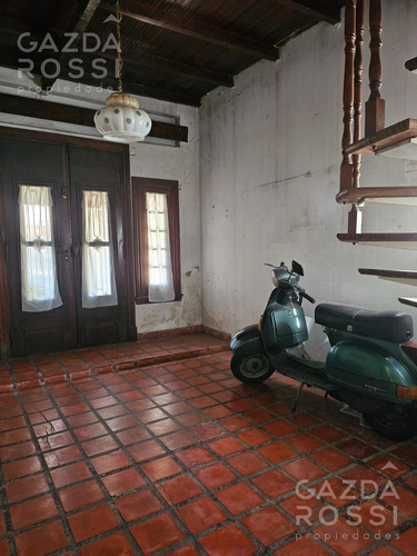 Casa En Venta En Adrogue