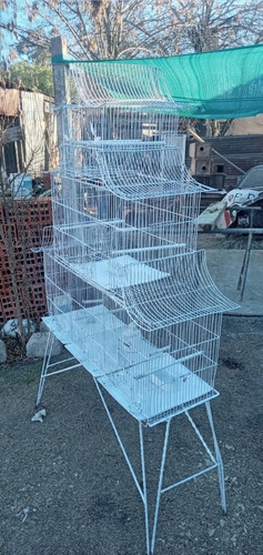 Imagen 2 de 6 de Vendo Jaula Para Pajaros Mide 1metro X 35cm