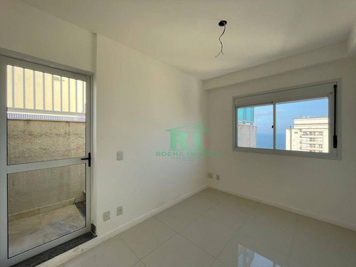 Imagem 6 de 24 de Cobertura Duplex Moderna, Vista Para O Mar, Beira Mar, Área De Lazer, 4 Dormitórios Sendo 3 Suítes, 2 Vagas De Garagem, Pitangueiras, Guarujá/sp. - Co0221