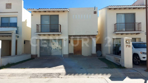 Casa En Venta En La Querencia, Aguascalientes.