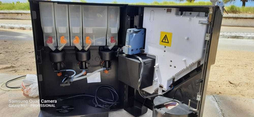 Imagem 3 de 4 de Máquina De Café Expresso