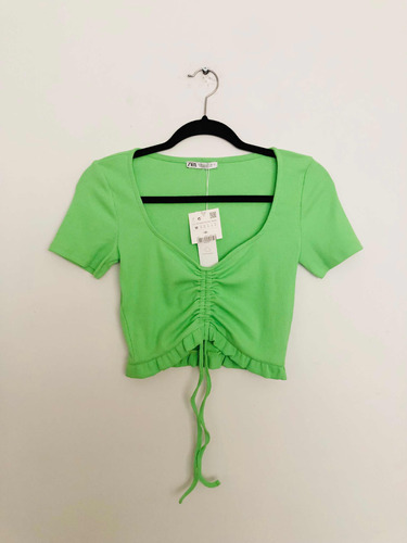 Crop Top Verde Marca Zara De Escote En V Con Jareta Frontal