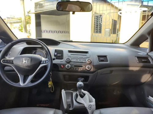 Honda Civic 1.8 Exs Mt