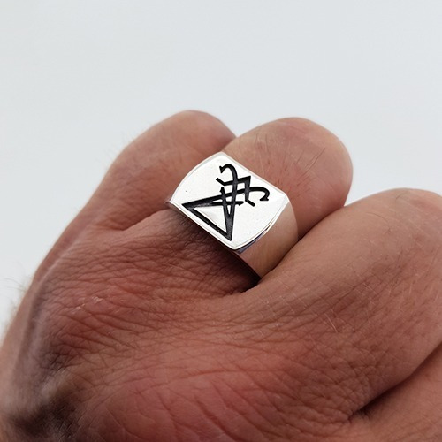 Imagem 3 de 5 de Anel Lucifer Sigilo Prata 925 Fabricação Própria - 11064901