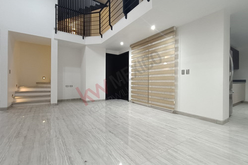 Casa Nueva Con Hermosos Acabados, Colonia Fátima, Apizaco