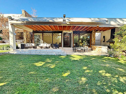 Lo Barnechea // Casa En Condominio (101550)