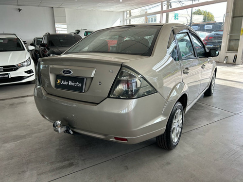 Ford Fiesta 1.6 MPI SEDAN 8V FLEX 4P MANUAL