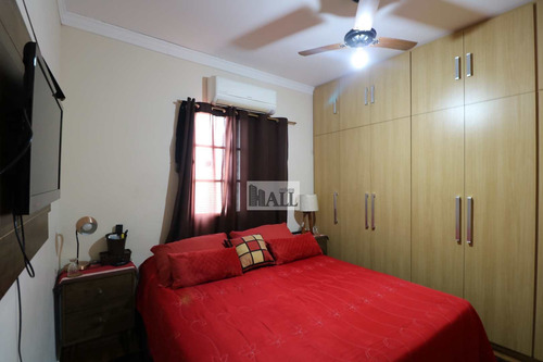 Casa À Venda No Condomínio Borguese I Com 2 Quartos, 2 Vagas - V8101