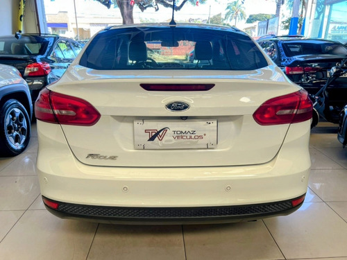 Ford Focus 2.0 SE FASTBACK 16V FLEX 4P POWERSHIFT