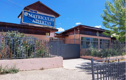 Vende Ex- Colegio En Sector Belloto Sur