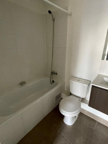 Imagen 5 de 5 de Departamento En Venta De 1 Dorm. En Estación Central