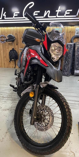 Imagen 6 de 25 de Gilera Smx 200 Adventure Top Case