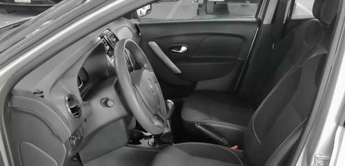Imagen 7 de 11 de Renault Logan 2019 1.6 Intens Mt
