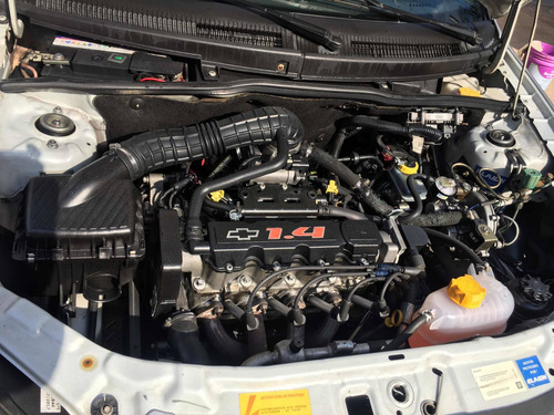 Chevrolet Celta 1.4 Lt Aa+dir 2013