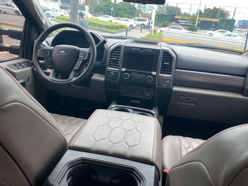 Imagen 14 de 15 de Ford F-250 2017 6.7l Super Duty Cab Dob Diesel 4x4 At