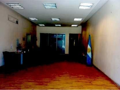 Imagen 3 de 6 de Local - Monserrat