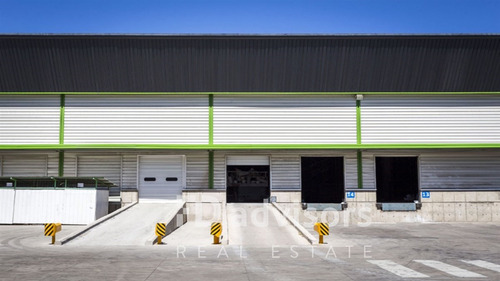 Arriendo De Bodegas En Centro Logístico 2447 M2 - Renca