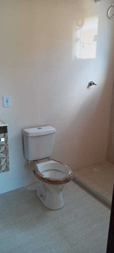 Imagem 13 de 14 de Linda Casa Com Suíte E 2 Quartos No Condado!
