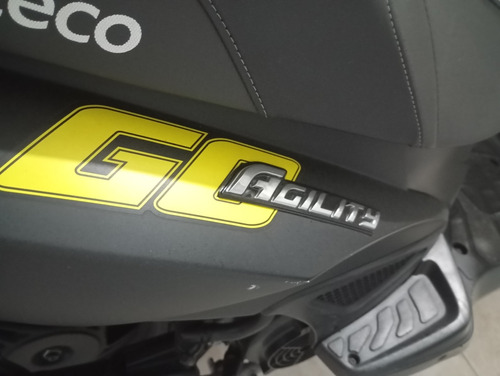 Moto Kymco Agilyti Go En Super Buen Estado Color Azul Oscuro
