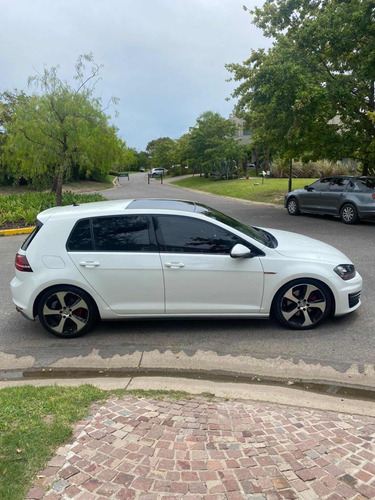 Volkswagen Golf 2.0 Gti Tsi App Connect + Cuero