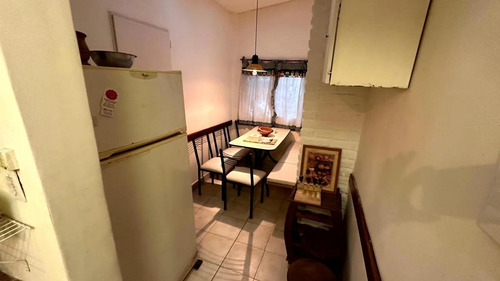 Casa En Venta - 3 Dormitorios 1 Baño - Cochera - 1.417mts2 - Parque Leloir, Ituizangó