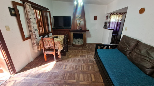 Alquiler Casa Para 4 Personas Con Estufa A Leña A Una Cuadra De La Playa