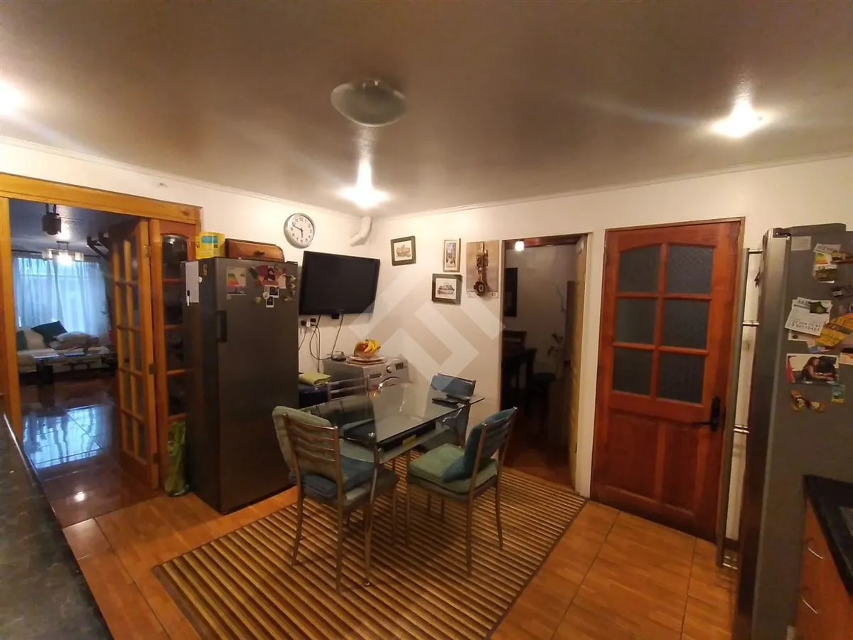 Imagen 5 de 25 de Casa En Arriendo De 4 Dorm. 2 Baños En Maipú