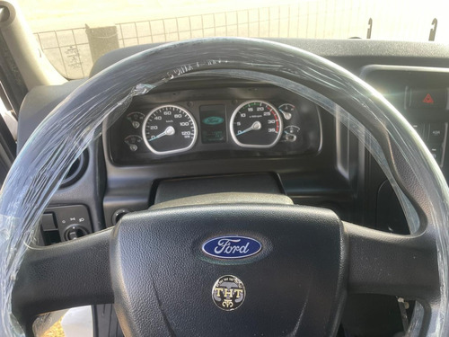 Ford Cargo 2429 2017 Chassis