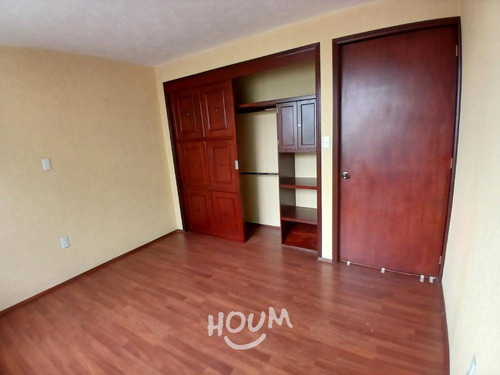 Casa En Santiaguito, Xochimilco Con 3 Recámaras, 231 M², Id: 139576