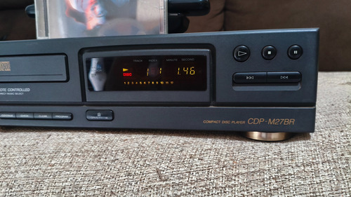 Cd Player Sony M27br No Estado Preto (Usado)