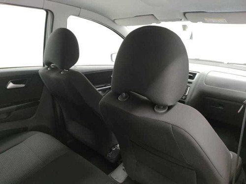 Imagem 15 de 15 de Volkswagen Spacefox 1.6 8v Trend Totalflex 4p 2019