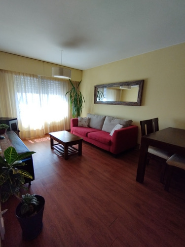 Dueño Vende Apartamento En Espinillo Y Br Artigas.  Inmobiliarias No Contactar.