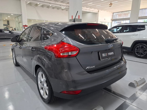 Ford Focus 2.0 SE PLUS 16V FLEX 4P POWERSHIFT