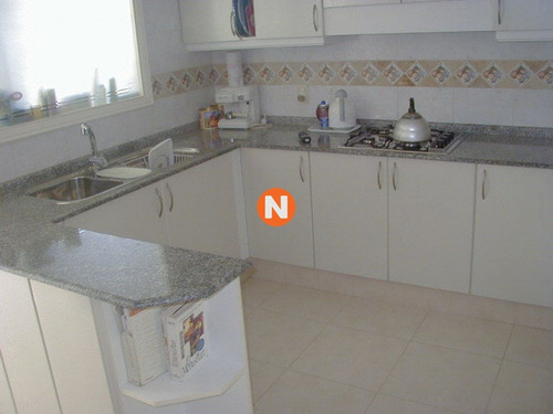Apartamento En Venta Y Alquiler, Mansa, Punta Del Este, 3 Dormitorios.- Ref: 1364