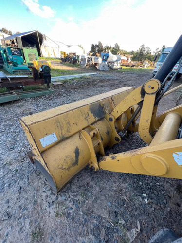 Retroexcavadora Caterpillar 416e 4x4 Turbo Año 2008