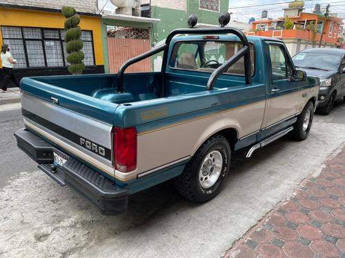 Imagen 4 de 13 de Ford F-150 Fighter Lobo