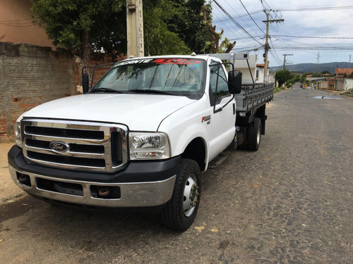 Ford F4000 18/18 - C/ Carroceria - R$ 215.000