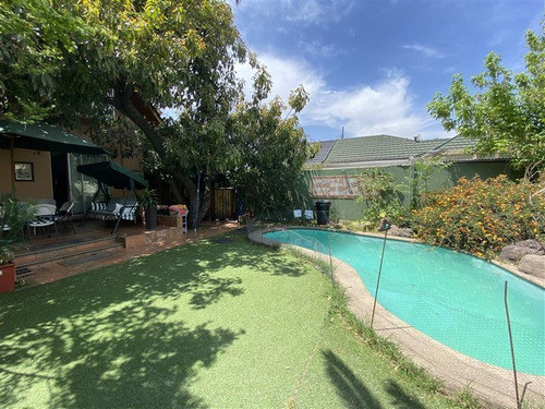 Imagen 1 de 8 de Casa En Venta Sebastian El Cano
