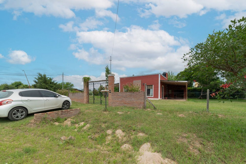 Casa/quinta En Venta De 2 Dormitorios, Arroyo Leyes