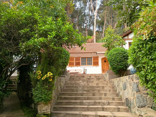 Arriendo Amplio Chalet Ubicado En Miraflores Bajo