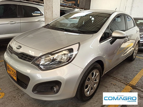 Kia New Rio Spice 1.4 A.a. Rin Copa 2013 Nbv228