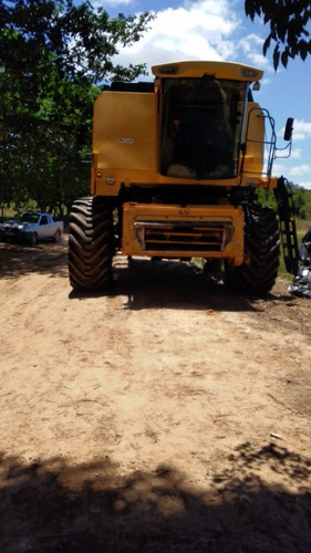 Colheitadeira New Holland - Tc 5090